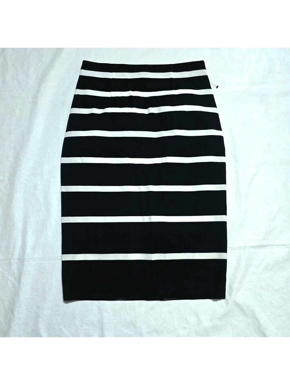 Banana Republic Black and White Striped Pencil Skirt, Size Medium